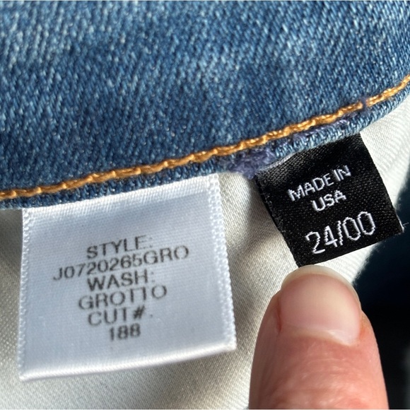 VERONICA BEARD Carolyn 10" Baby Boot Frayed Hem Exposed Button Fly Jeans Size 24 - Picture 8 of 12